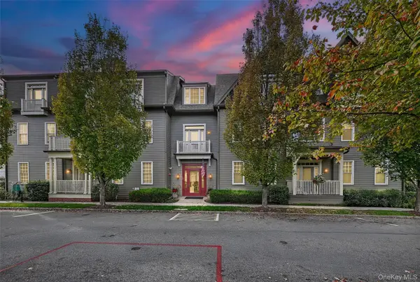 15 Cropsey Street #15-3A, Warwick, NY 10990