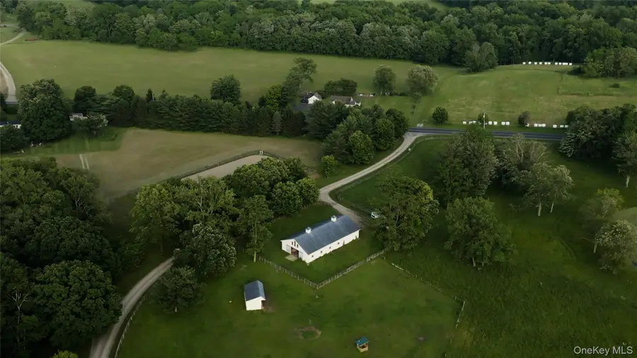 2039 Salt Point Turnpike, Salt Point, NY 12578 - Image #2