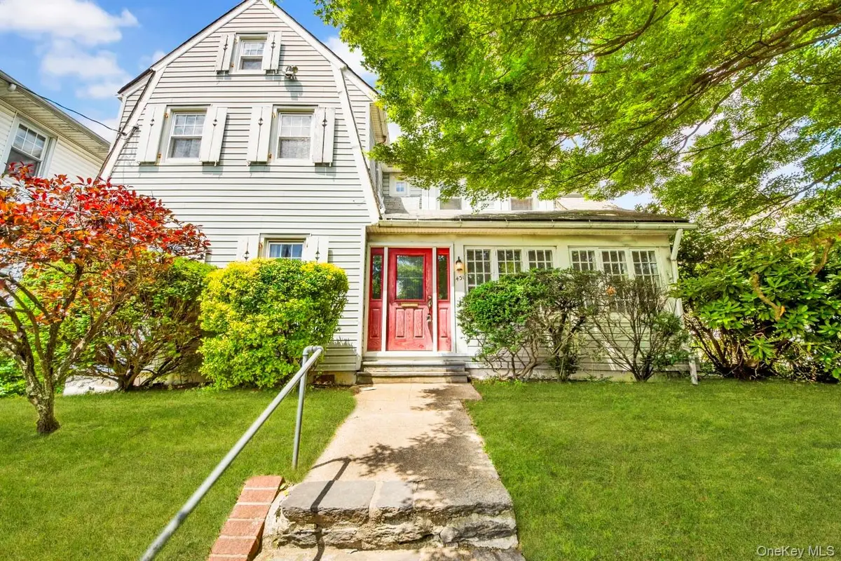 431 E Sidney Avenue, Mount Vernon, NY 10553 - Image #1