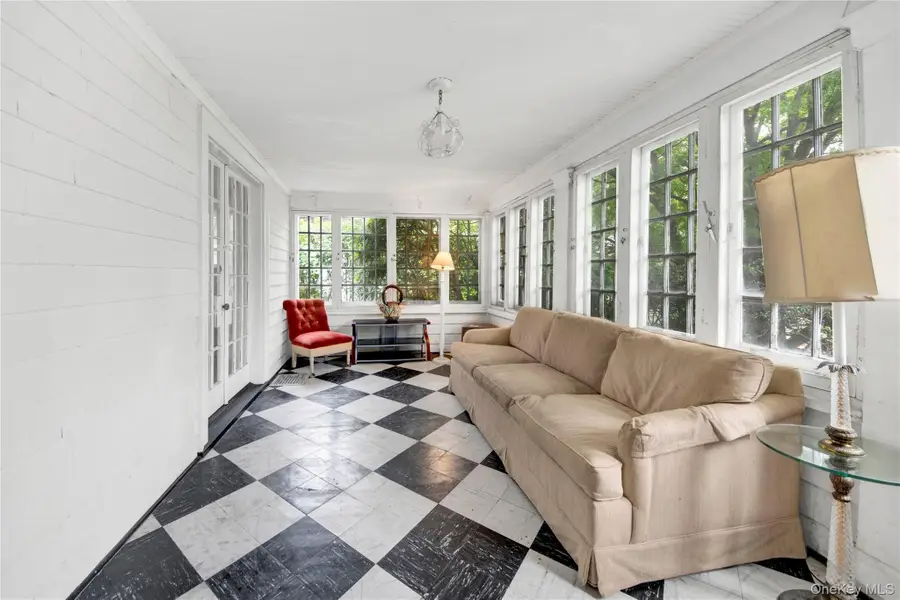 431 E Sidney Avenue, Mount Vernon, NY 10553 - Image #3