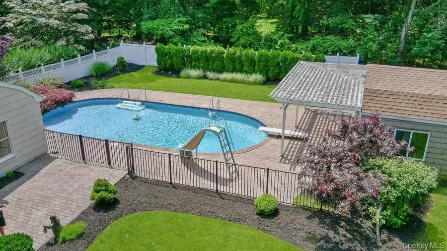 15 Stillwood Road, Brookhaven, NY 11719 - Image #2