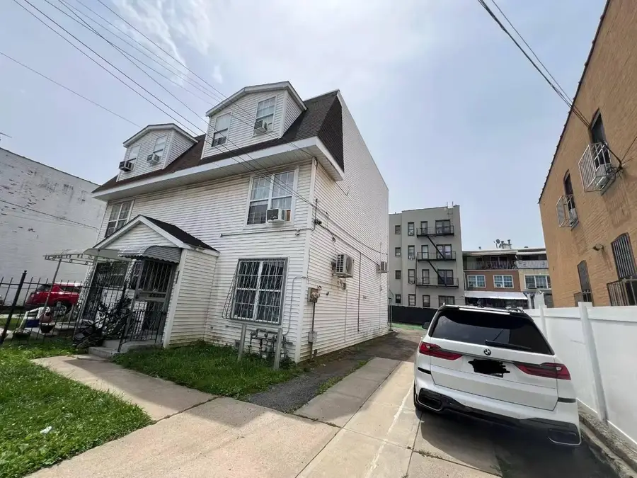 3418 103rd Street, Corona, NY 11368 - Image #2