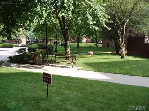 150-15 72 Road #4G, Flushing, NY 11367