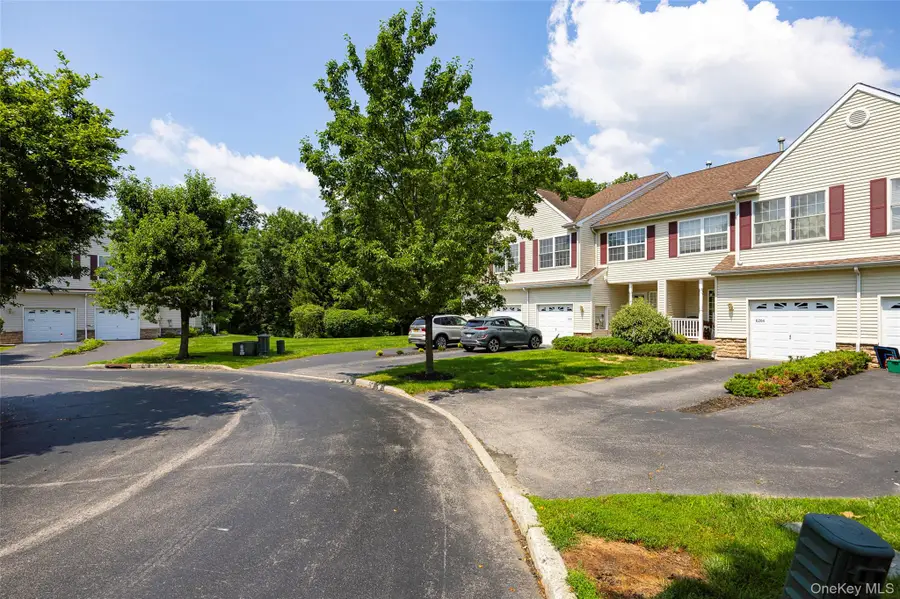 6204 High Ridge Court, Wappingers Falls, NY 12590 - Image #2