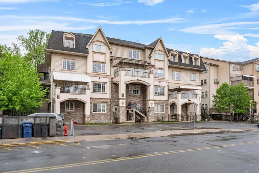 16 Prag Boulevard #201, Monroe, NY 10950 - Image #2