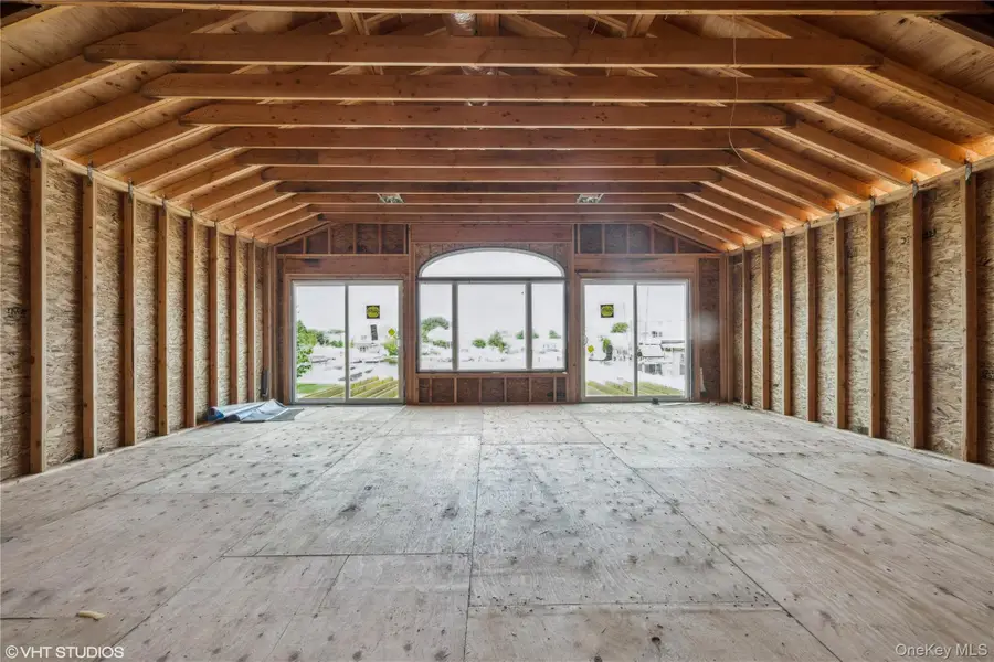 750 Shore Walk, Lindenhurst, NY 11757 - Image #3