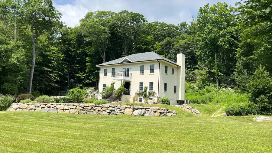 33 Victoria Drive, Cold Spring, NY 10516 - Image #2