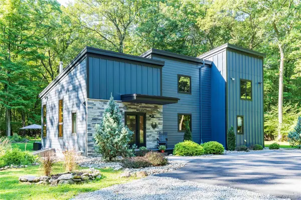 105 Iron Mountain Road, Warwick, NY 10990