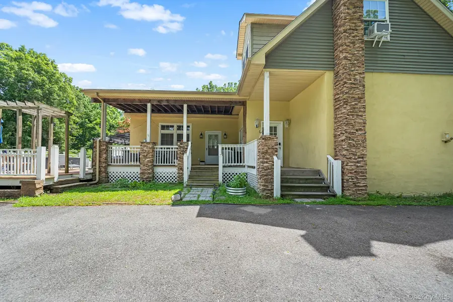 2 Dimiceli Street, New Windsor, NY 12553 - Image #2