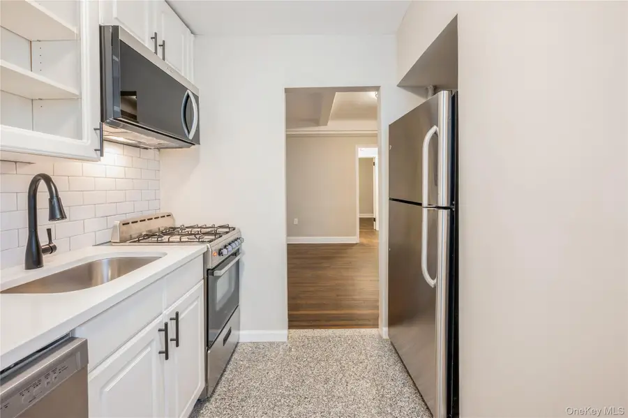 142 E 49th Street #4C, Manhattan, NY 10017 - Image #2