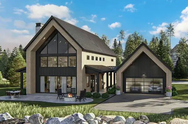 5 Chelsea Road, Hughsonville, NY 12590