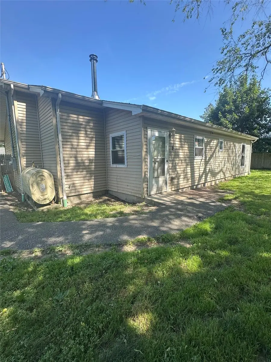 752 Bayview Avenue, Bellport, NY 11713 - Image #2