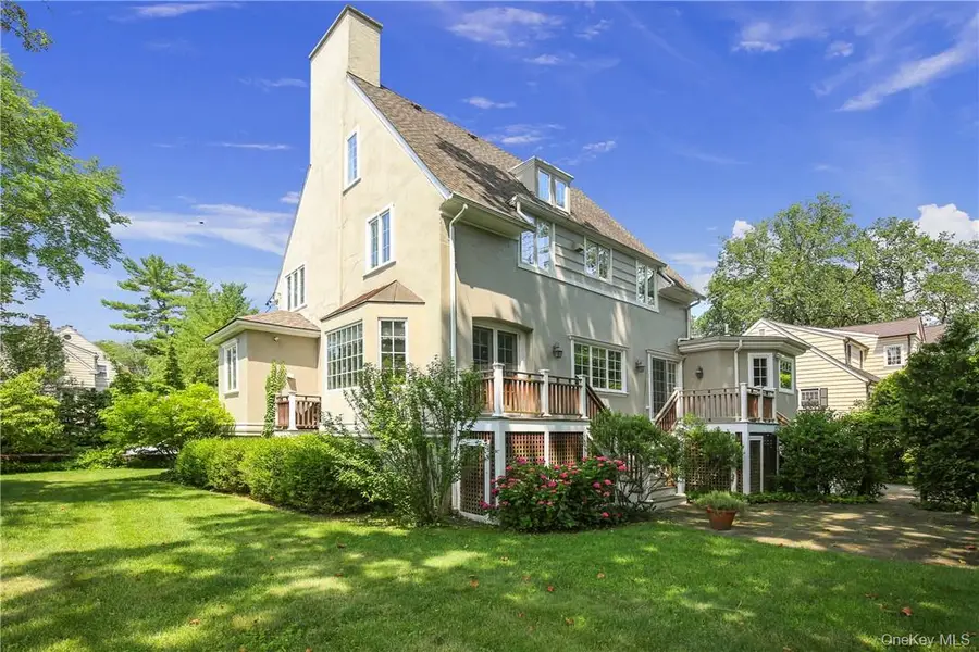 96 Mendota Avenue, Rye, NY 10580 - Image #2