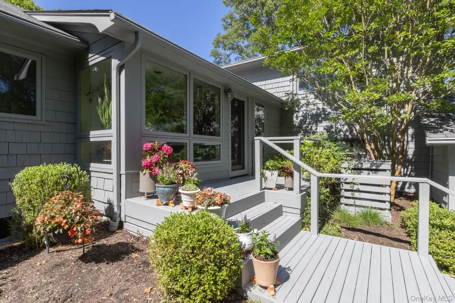 5 Shore Drive, Setauket, NY 11733 - Image #3