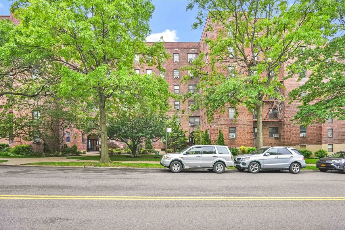 26-20 141st Street #2G, Flushing, NY 11354 - Image #1