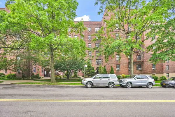 26-20 141st Street #2G, Flushing, NY 11354