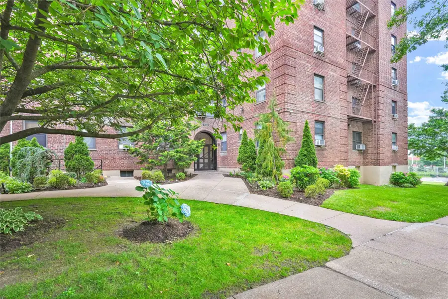 26-20 141st Street #2G, Flushing, NY 11354 - Image #2