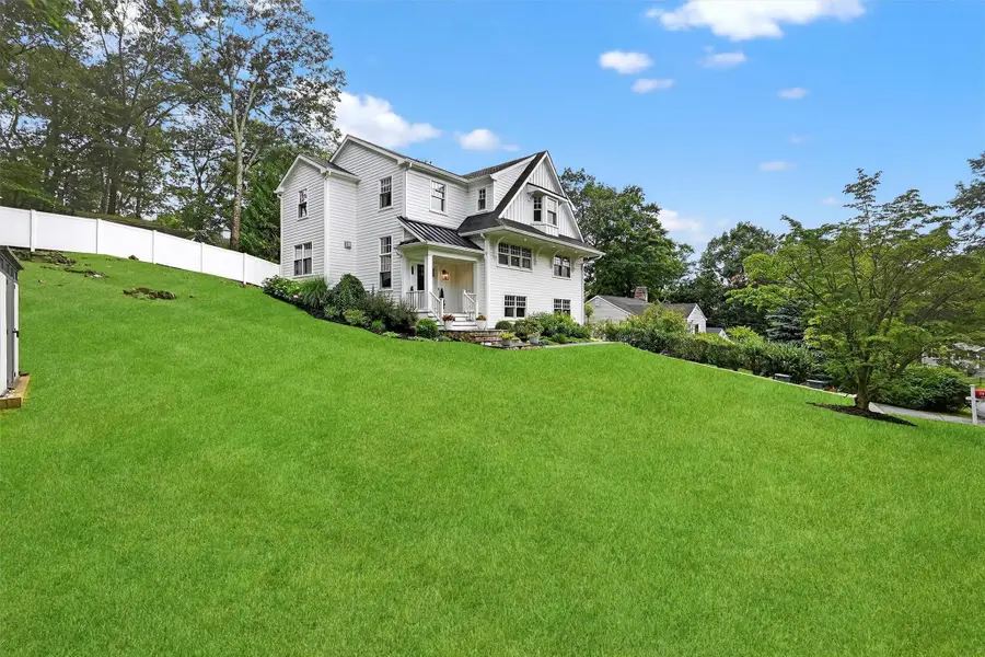 29 Cedar Lane, Pleasantville, NY 10570 - Image #2