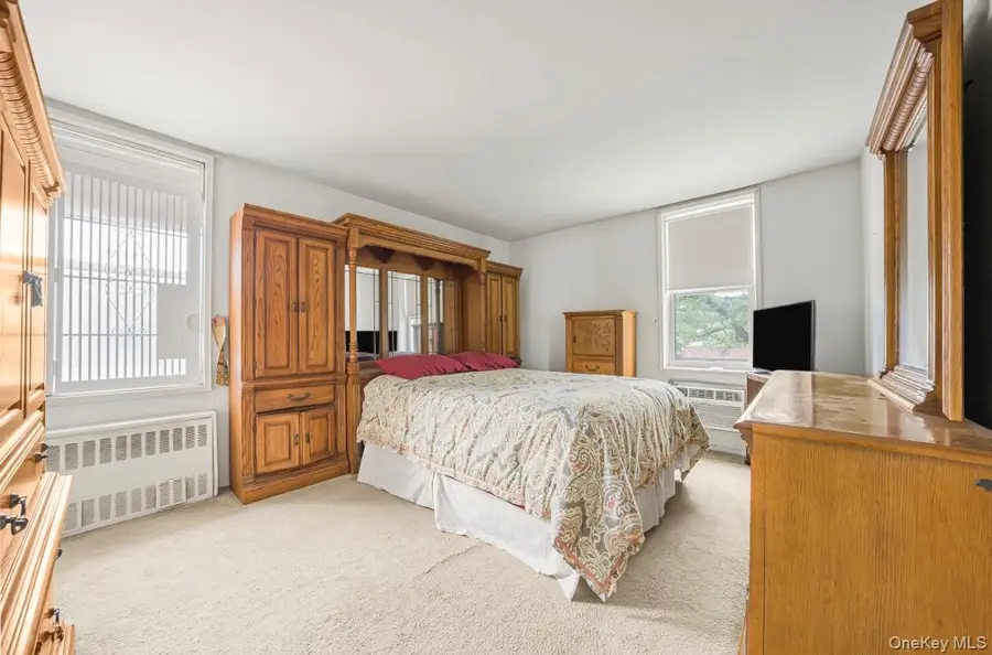 46-01 39th Avenue #106, Sunnyside, NY 11104 - Image #2