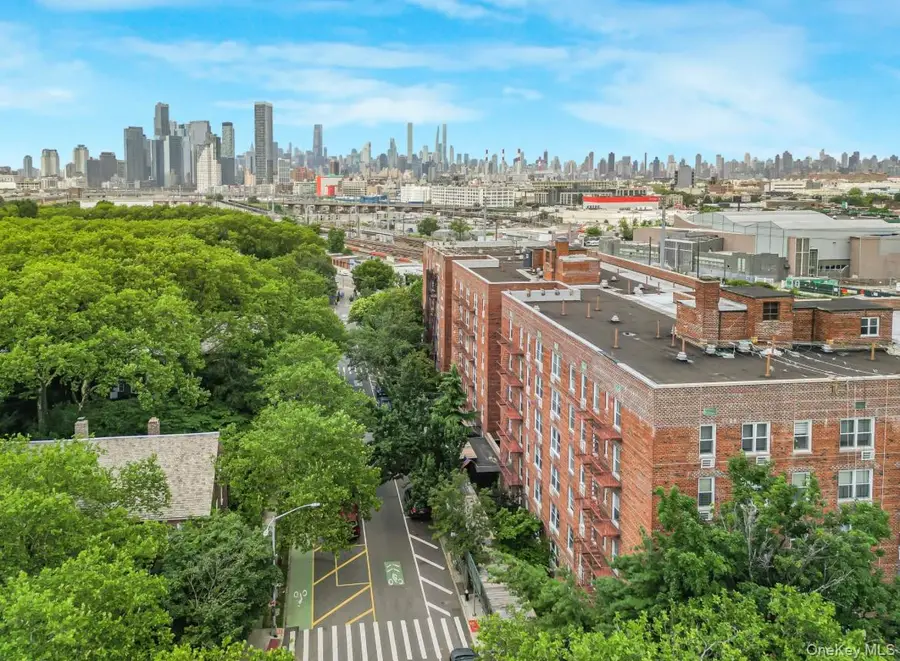 46-01 39th Avenue #106, Sunnyside, NY 11104 - Image #3