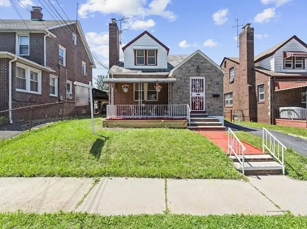 189-18 114 Drive, Saint Albans, NY 11412 - Image #1