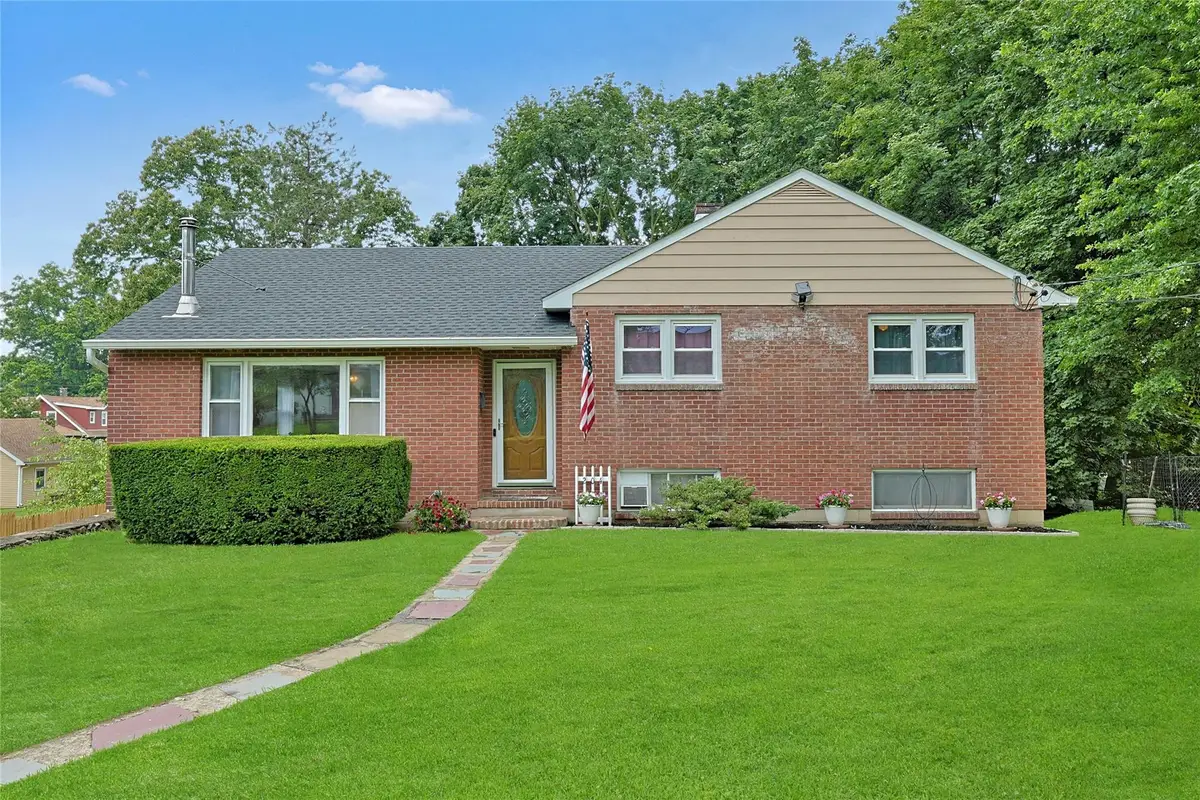 204 Seward Street, Buchanan, NY 10511 - Image #1