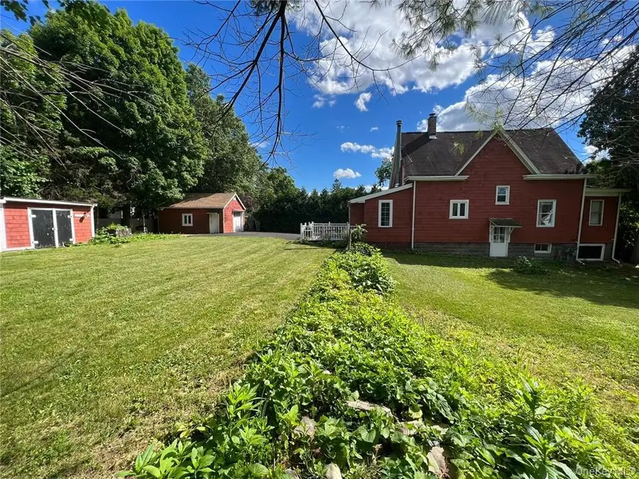 812 Tower Avenue, Maybrook, NY 12543 - Image #2