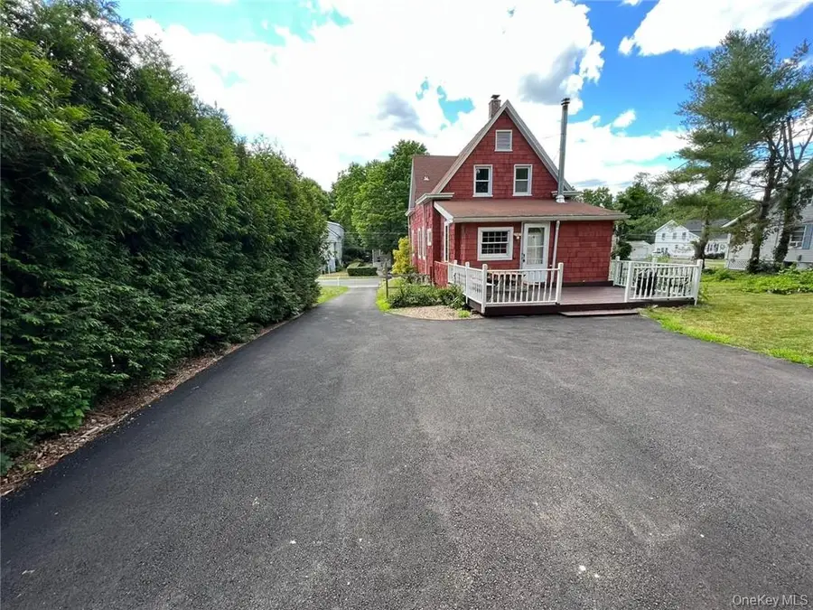 812 Tower Avenue, Maybrook, NY 12543 - Image #3