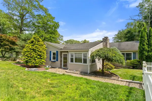 15 Cricket Lane, Mahopac, NY 10541