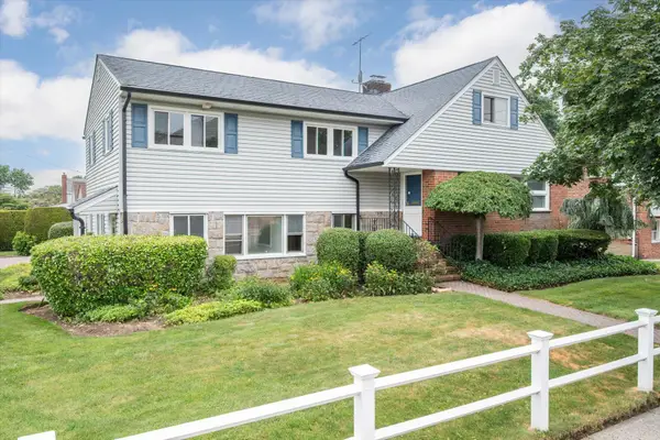 1901 New Hyde Park Road, New Hyde Park, NY 11040