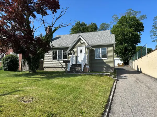 153 W Main Street, Kings Park, NY 11754