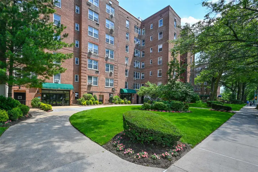 26-21 Union Street #1B, Flushing, NY 11354 - Image #2