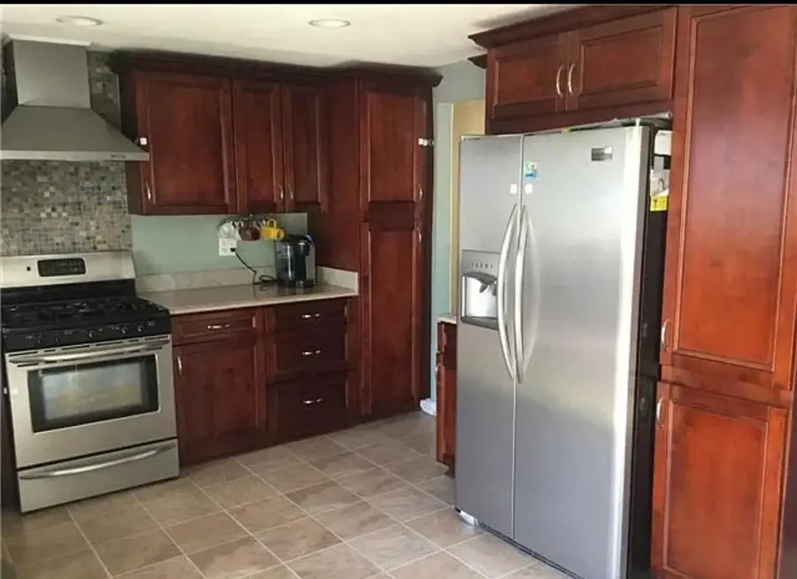 19 Biscayne Drive, Selden, NY 11784 - Image #3