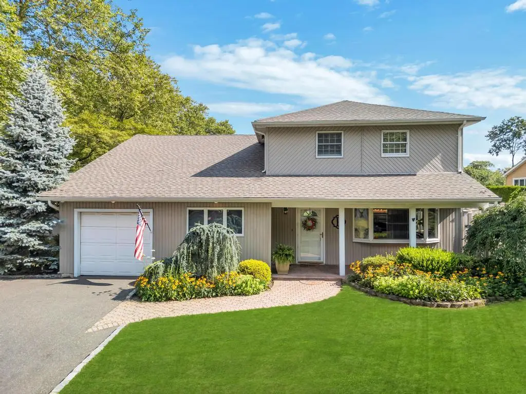 51 Burr Road, Elwood, NY 11731 - #1