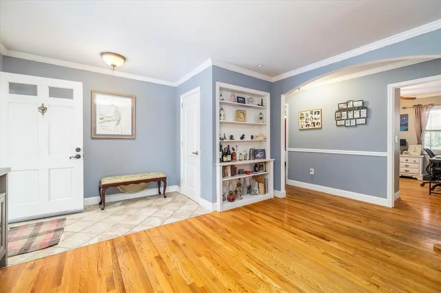 9 North Court, Bayville, NY 11709 - Image #2