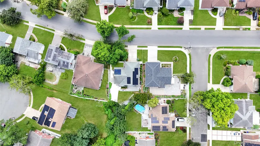 1091 Cramer Court, Baldwin, NY 11510 - Image #3