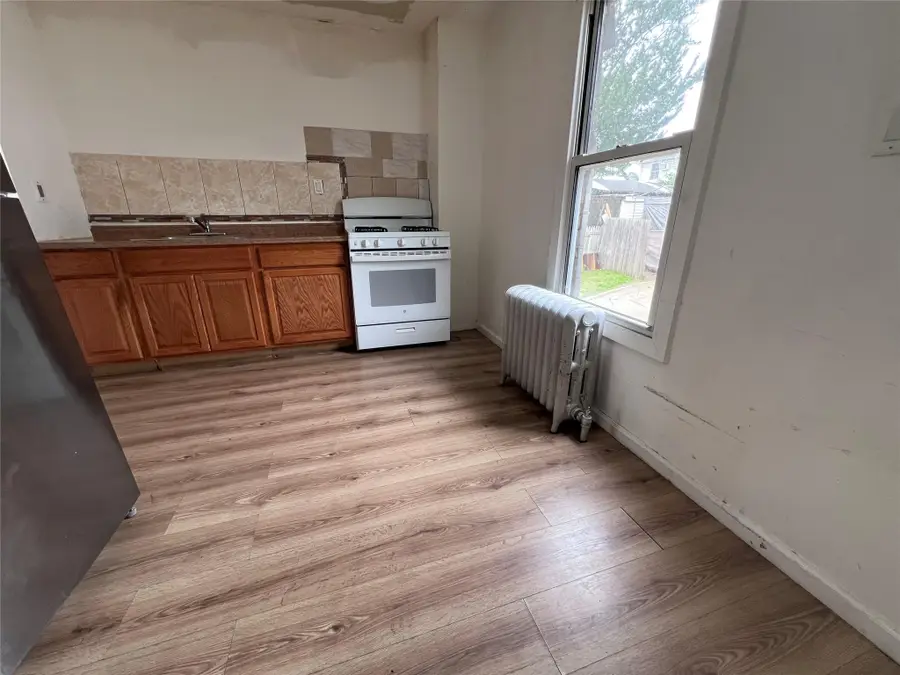 11617 141st Street, Jamaica, NY 11436 - Image #2