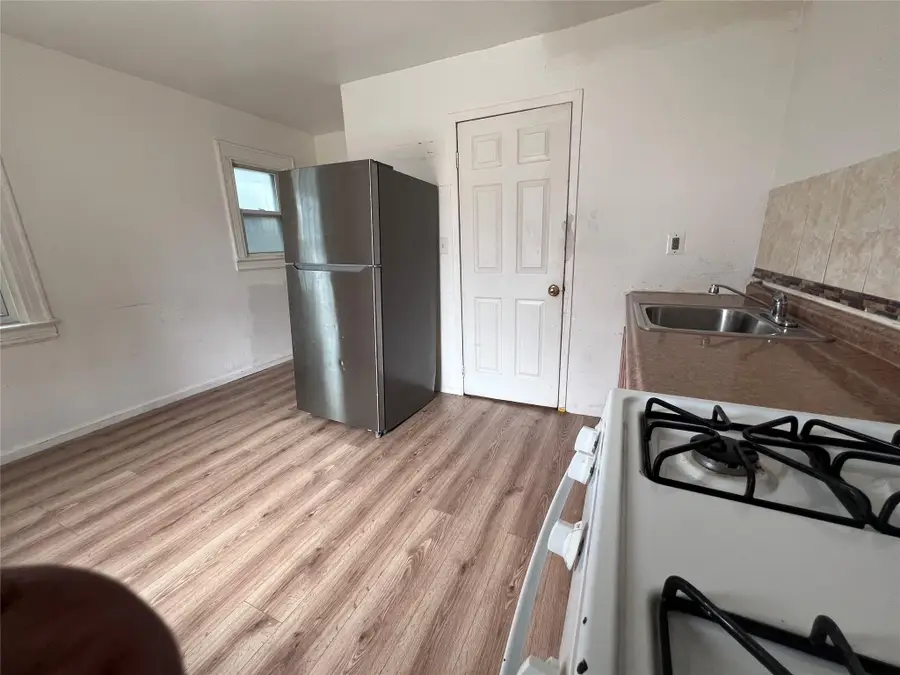 11617 141st Street, Jamaica, NY 11436 - Image #3