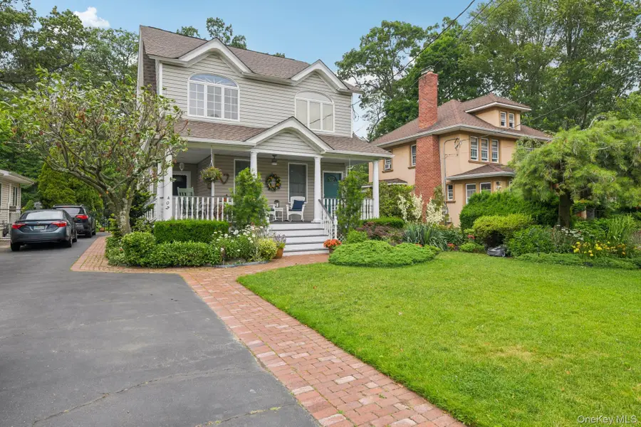 402 N Village Avenue, Rockville Centre, NY 11570 - Image #2