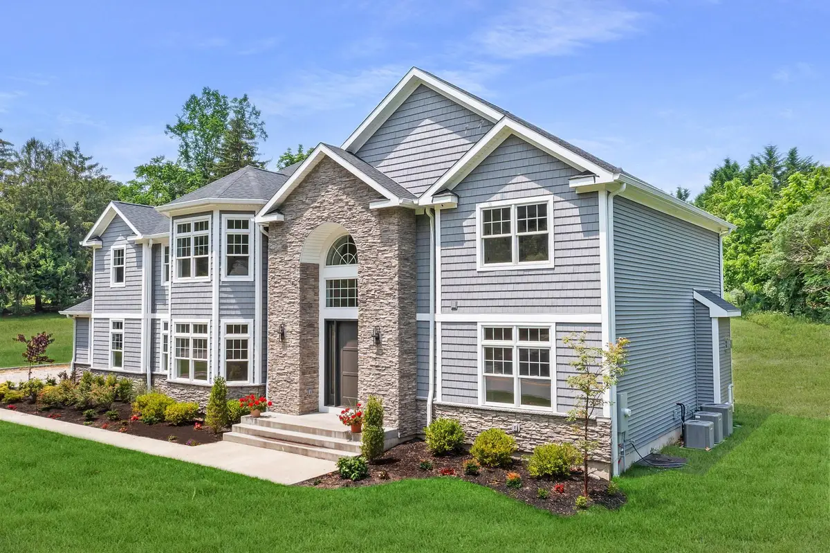 28 Meadow Glen Road, Northport, NY 11768 - Image #1