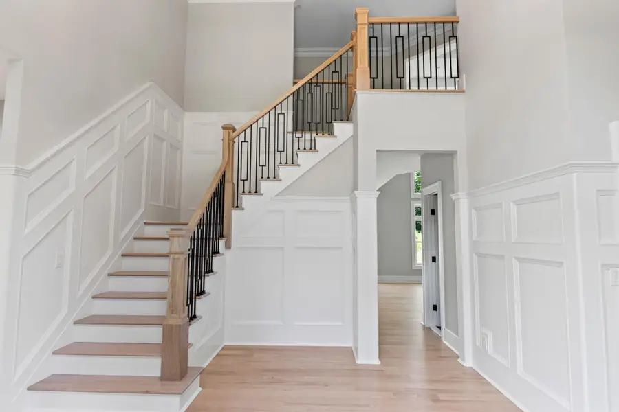 28 Meadow Glen Road, Northport, NY 11768 - Image #3