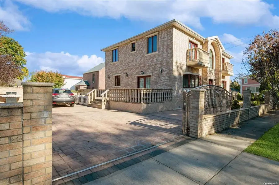 166-21 Goethals Avenue, Jamaica, NY 11432 - Image #3