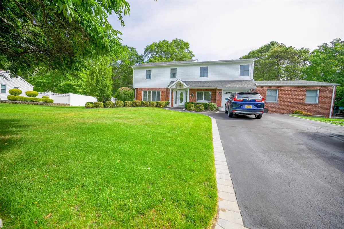 49 Nottingham Drive, Middle Island, NY 11953 - Image #1