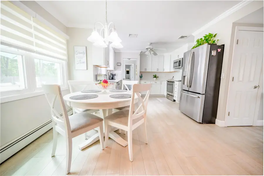 49 Nottingham Drive, Middle Island, NY 11953 - Image #3