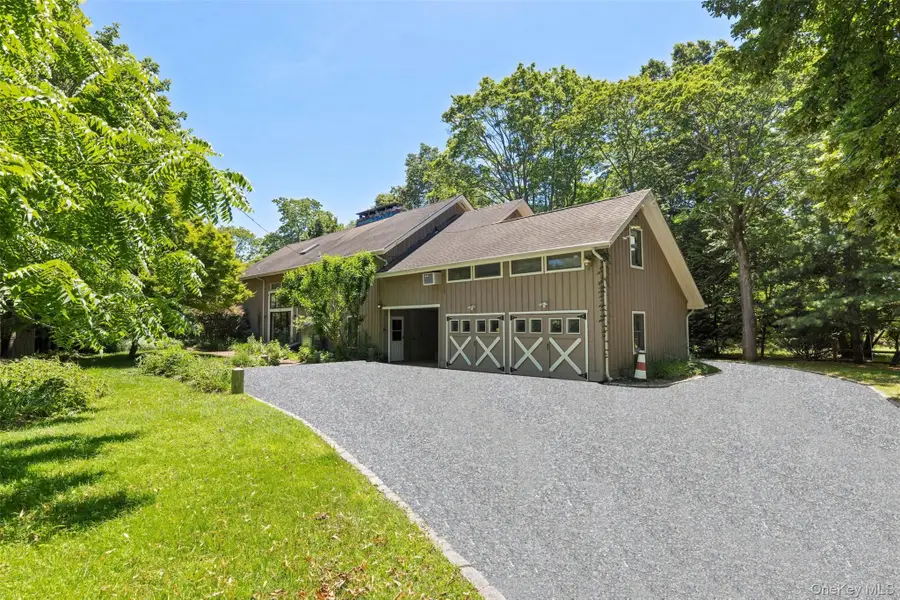 880 W Mill Road, Mattituck, NY 11952 - Image #3