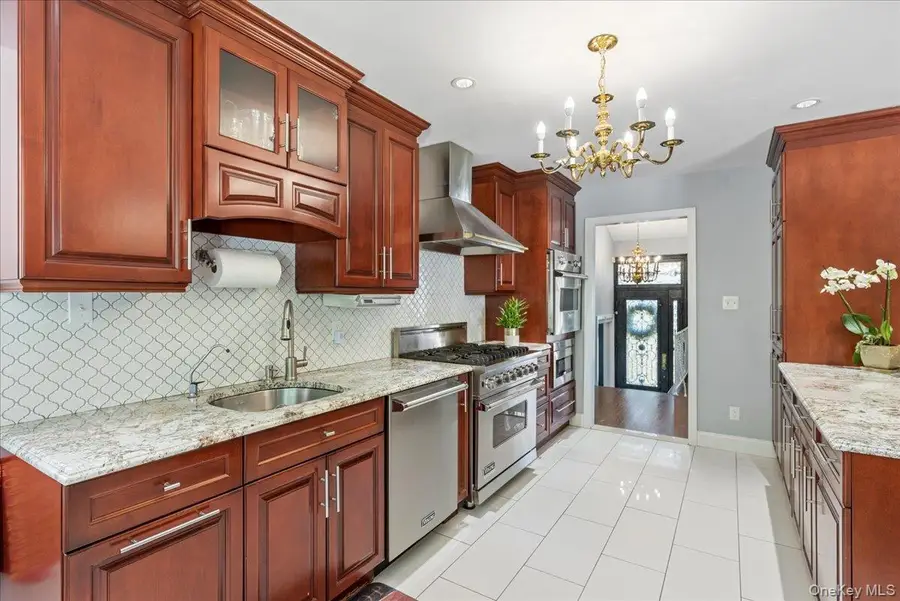 269 Hungry Harbor Road, North Woodmere, NY 11581 - Image #2