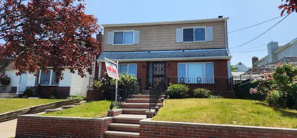 151-60 7 Avenue, Whitestone, NY 11357