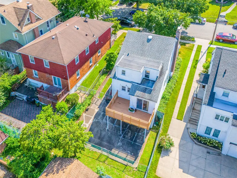 3611 204th Street, Bayside, NY 11361 - Image #3