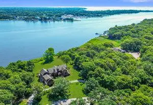 3 Old Mastic Drive, Mastic Beach, NY 11951