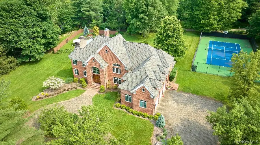 637 S Mountain Road, New City, NY 10956 - Image #2